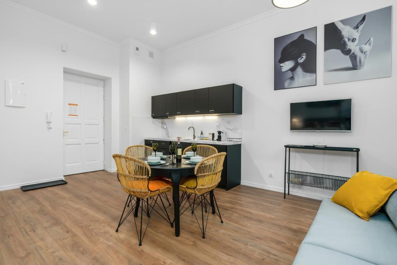 Deluxe Mtp Apartments Matejki By Noclegi Renters ポズナン エクステリア 写真