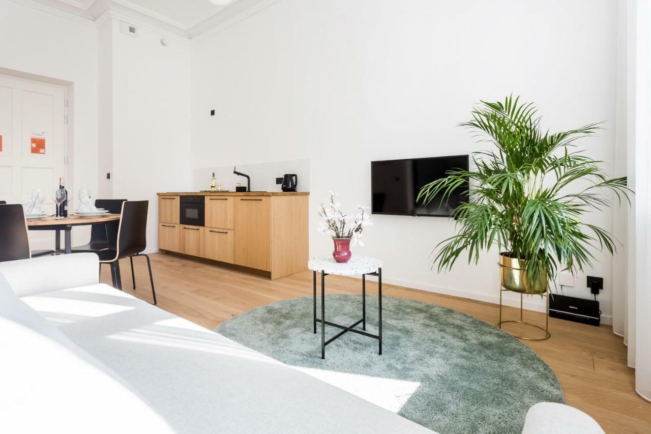 Deluxe Mtp Apartments Matejki By Noclegi Renters ポズナン エクステリア 写真